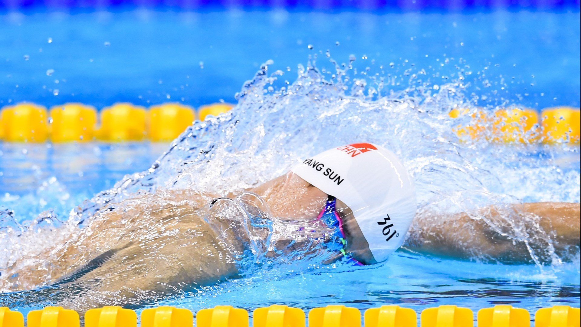 乐动·LDSports(中国)体育官网-转会迷雾中的跨界冠军,活塞调整、马刺官宣与大坂直美的意外加冕
